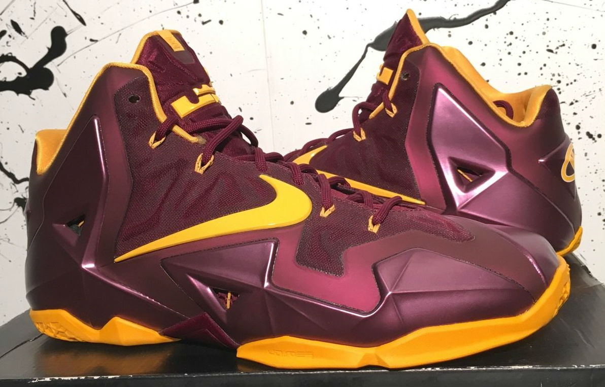 Nike LeBron 11 &quot;Christ The King Away&quot; Sample (2013)