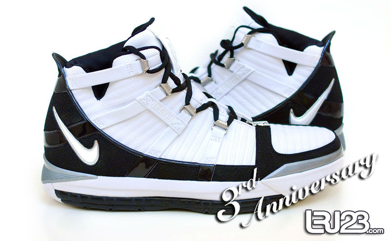 Nike LeBron 3 &quot;Raiders&quot; Sample (2006)