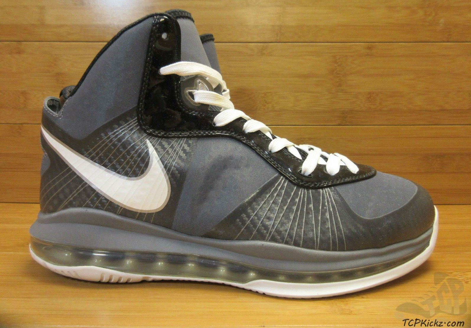 Nike LeBron 8 V2 &quot;Carbon Fiber&quot; Sample (2011)