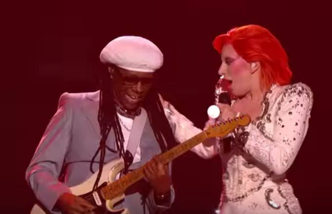 nile rodgers performing grammys bowie tribute