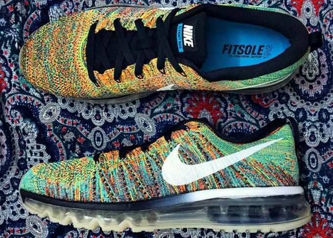 Nike flyknit clearance air max multicolor