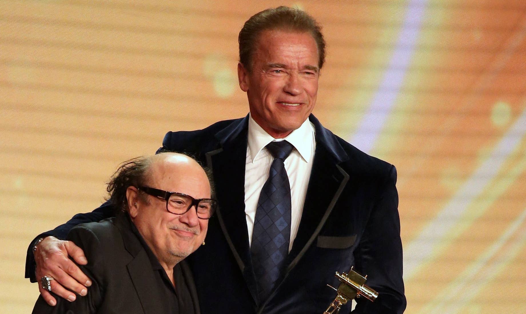 So Arnold Schwarzenegger Is Going To Be In A Twins Sequel With Danny Devito And Eddie Murphy Tvo