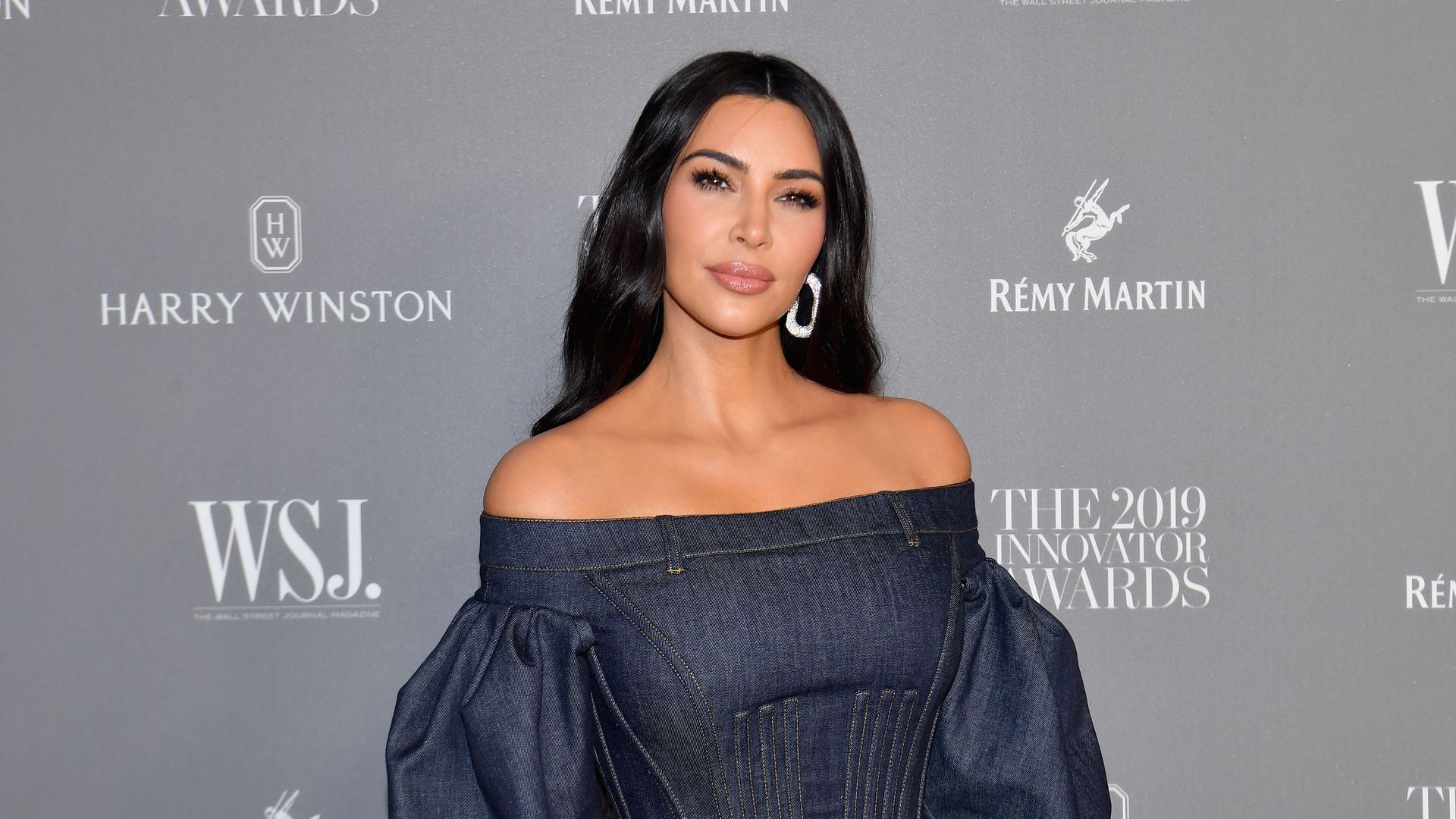 Kim Kardashian's KKW Beauty gets a $1 billion valuation, but that's 15%  less than Kylie Jenner's beauty brand - MarketWatch