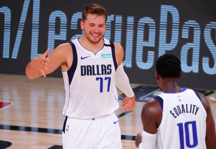 Luke Doncic Dorian Finney Smith Mavericks Bucks Bubble 2020