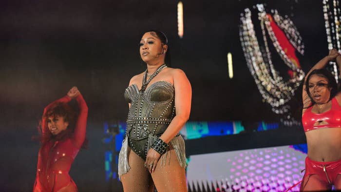 Trina performs onstage at Legendz Of The Streetz Tour