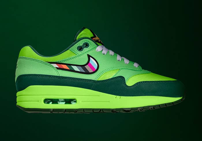 Nike Air Max 1 Tinker Hatfield Ducks of a Feather NFT Oregon Profile