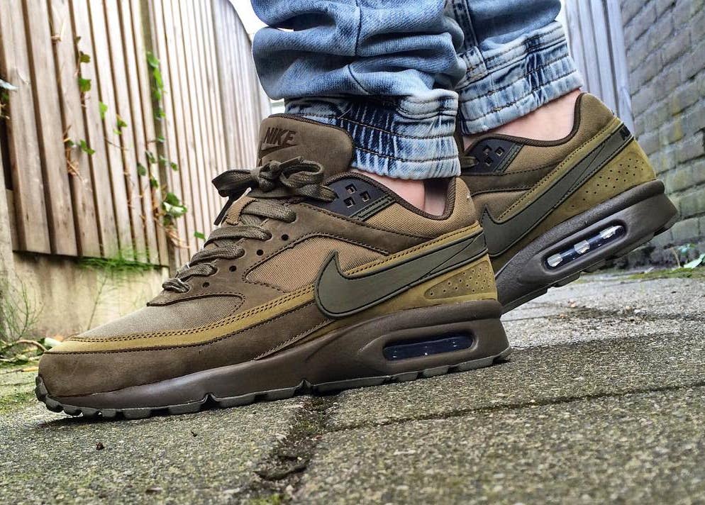 ondernemen Gorgelen knuffel Nike Air Max BW Prepares for Fall With Olive Shades | Complex