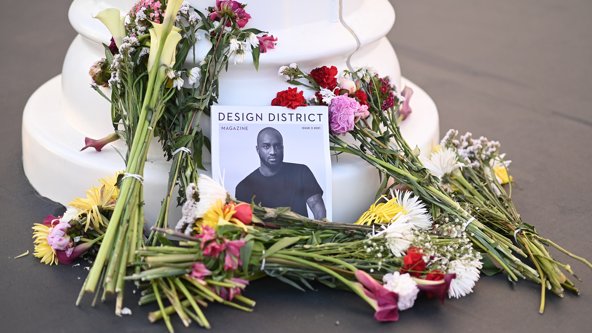 Virgil Abloh Eulogies Pour in From Frank Ocean, Kanye West, Drake, and More  - Okayplayer