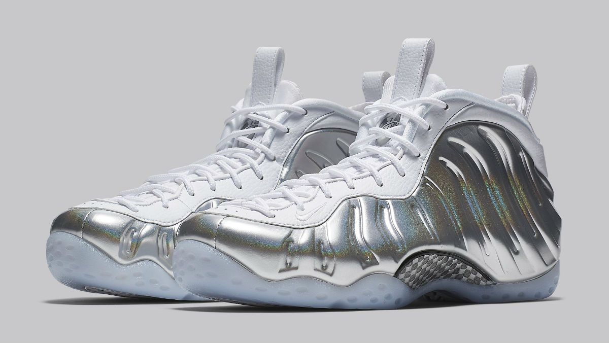 Womens foamposite outlet white