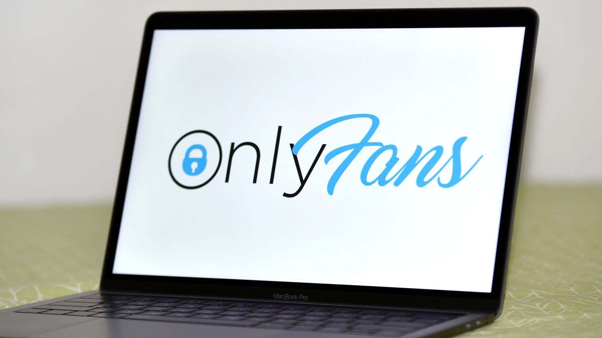OnlyFans Explained What You Need to Know About the NSFW Site Complex picture