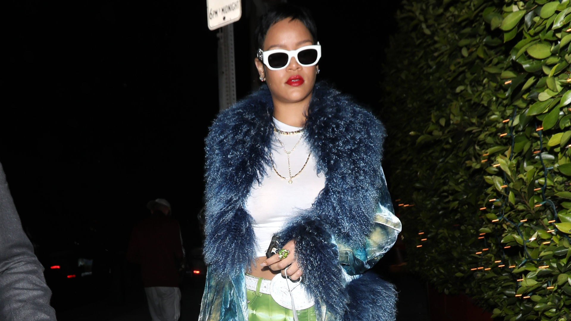 Rihanna bundles up as she braves rain in New York City