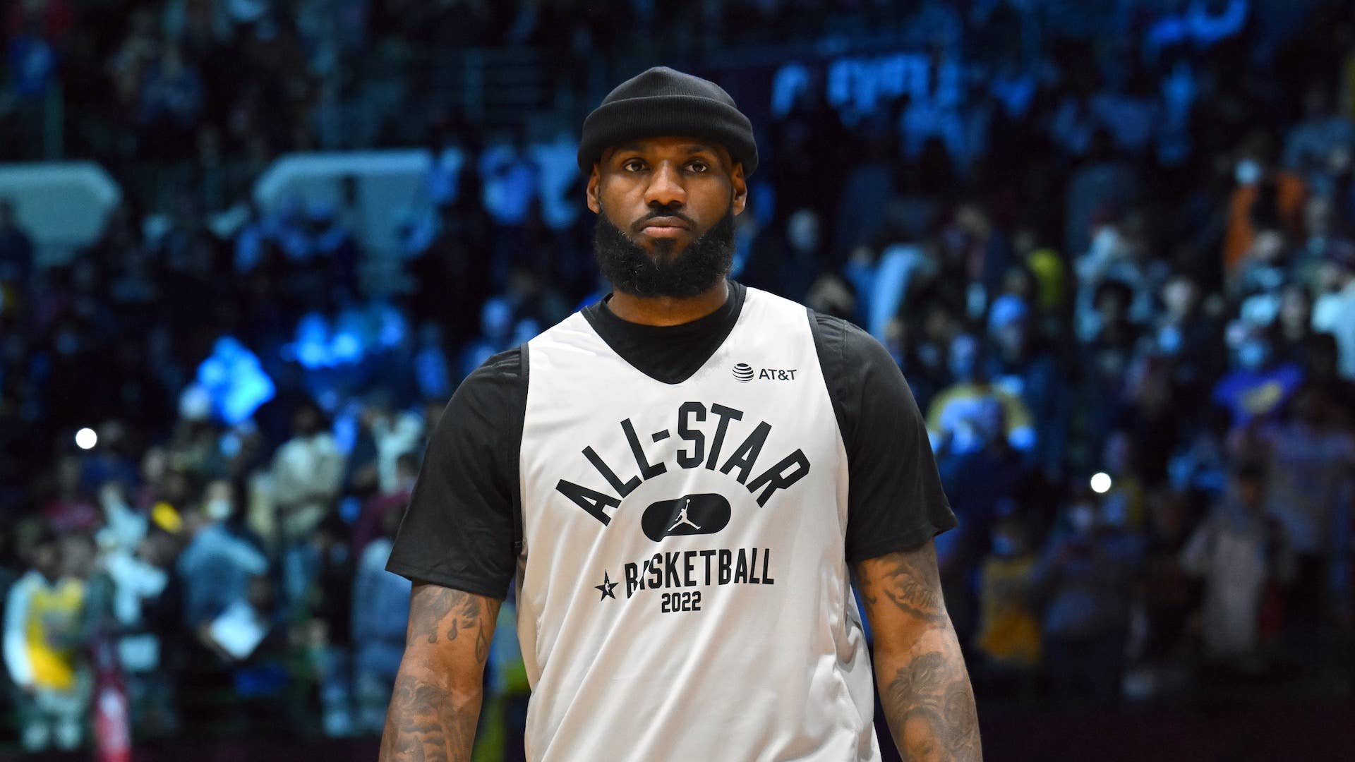 Lakers' LeBron James doesn't rule out another return to Cleveland