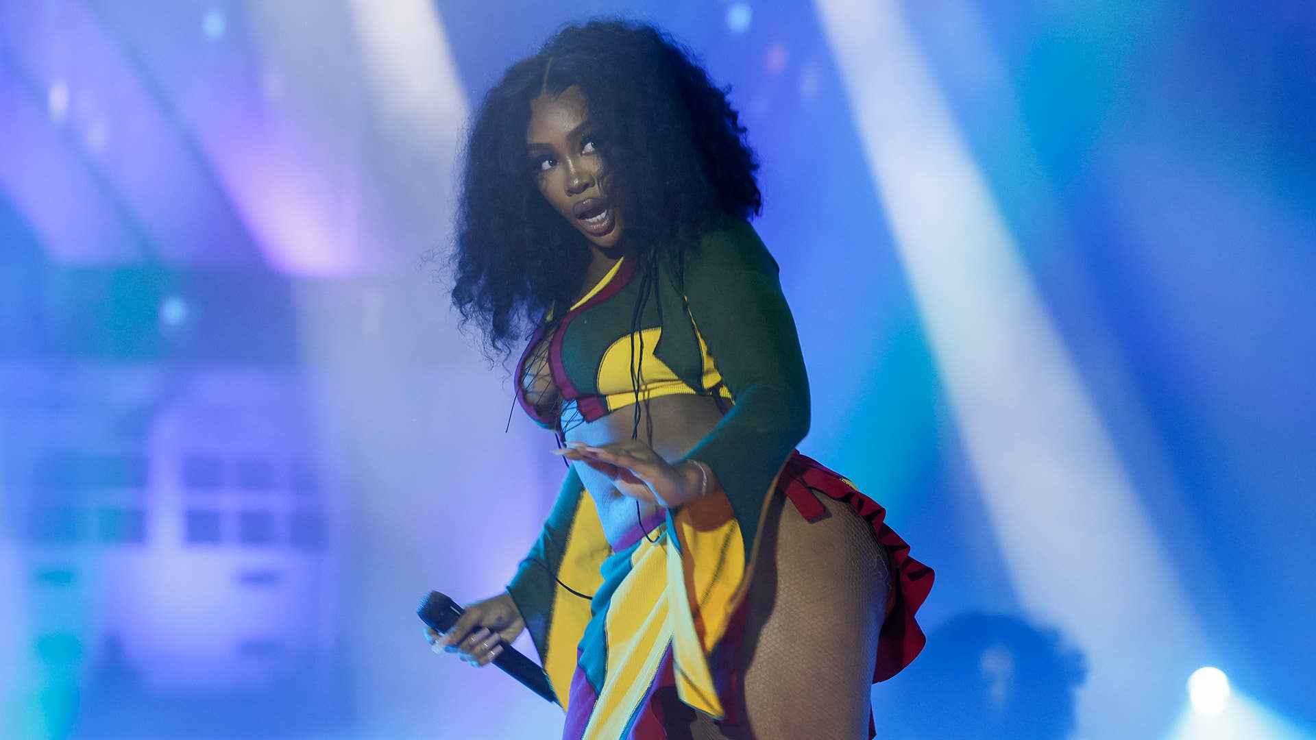 Sza performs on stage during Global Citizen Festival 2022