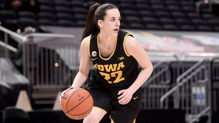 Photograph of Caitlin Clark playing for Iowa