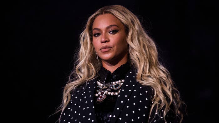 Beyonce performs at a concert for Hillary Clinton.