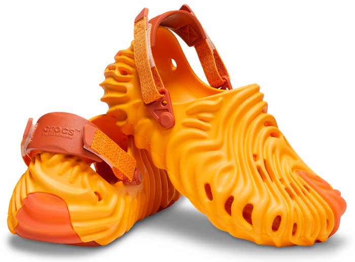 Salehe Bembur Crocs Orange Cobbler 2022