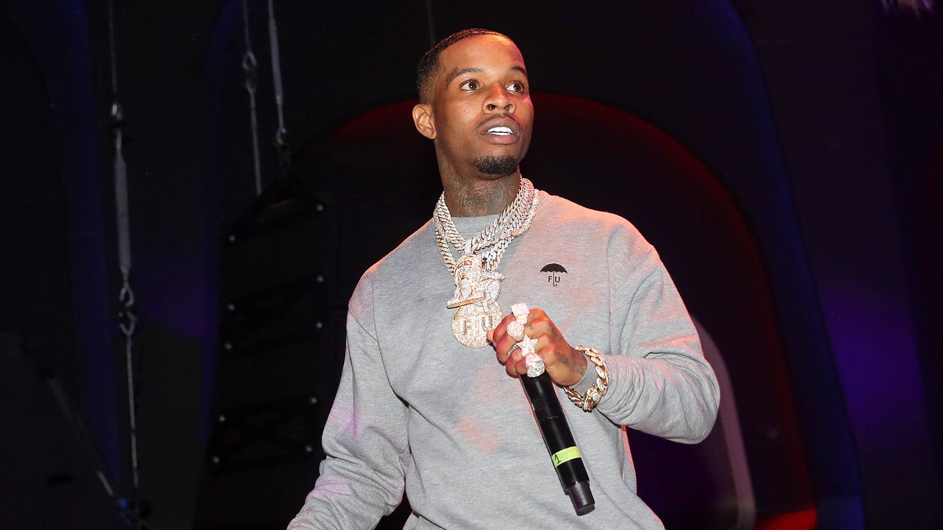 Tory Lanez performs onstage during Celebrity Sports Entertainment Presents Tory Lanez & Jen Selter at DAER Nightclub