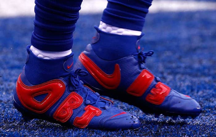 Odell Beckham Jr. Giants Nike Supreme Uptempo Cleats On Foot