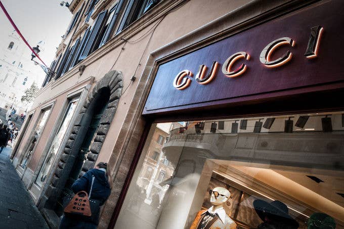 gucci store