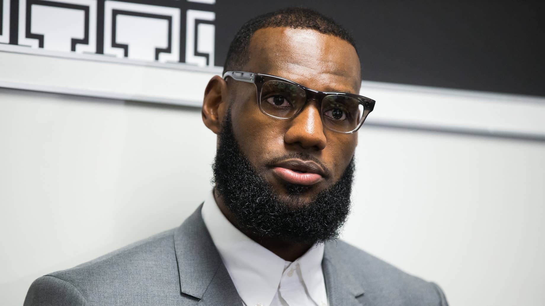 LeBron James Forms Voting Rights Group With Other Black Athletes and ...