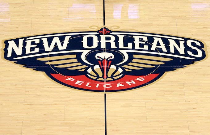 New Orleans Pelicans logo sits center court