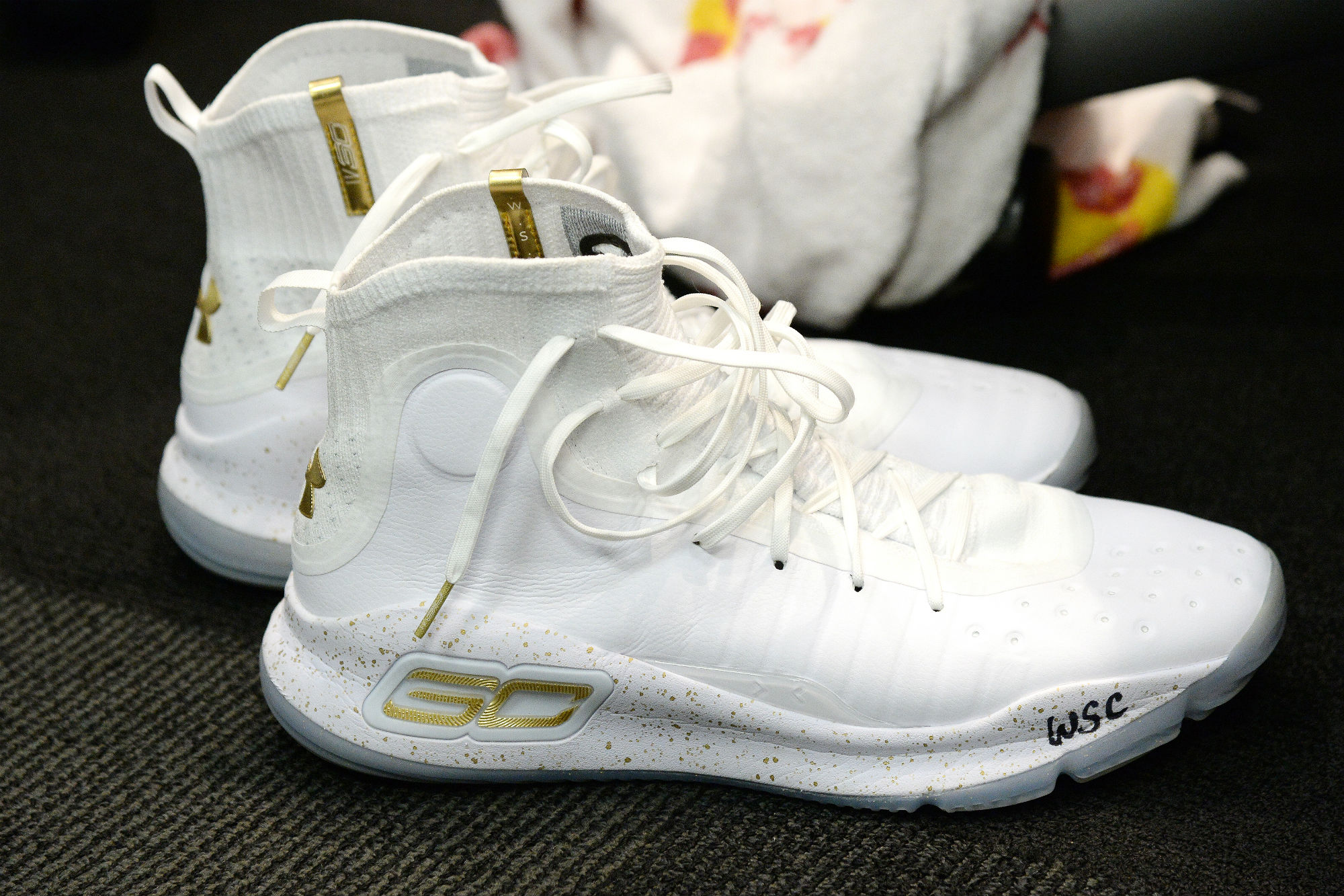 Stephen Curry Debuts the Under Armour Curry 4 | Complex