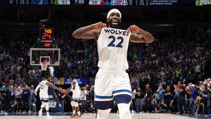 Patrick Beverley #22 of the Minnesota Timberwolves celebrates against the LA Clippers