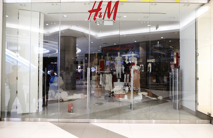 H&m clearwater mall trading hours sale