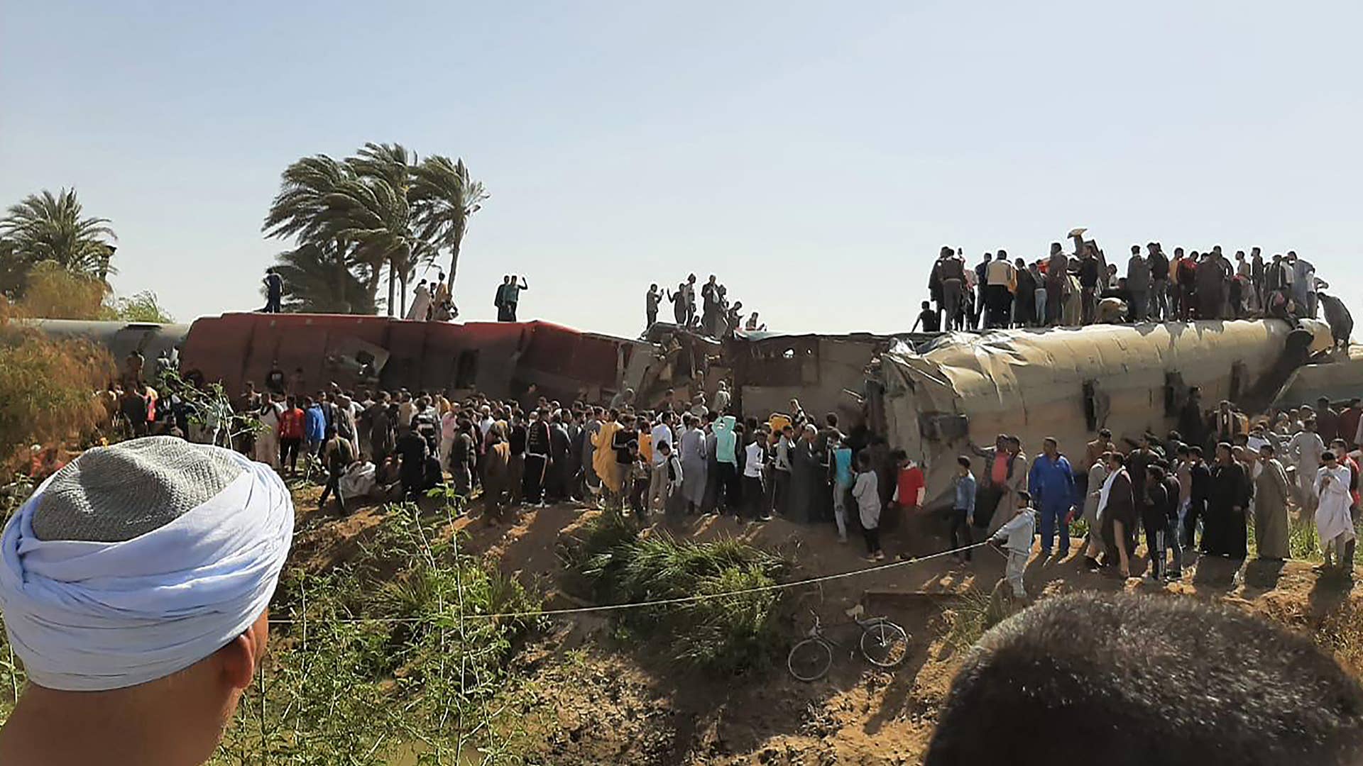egypt-train-crash