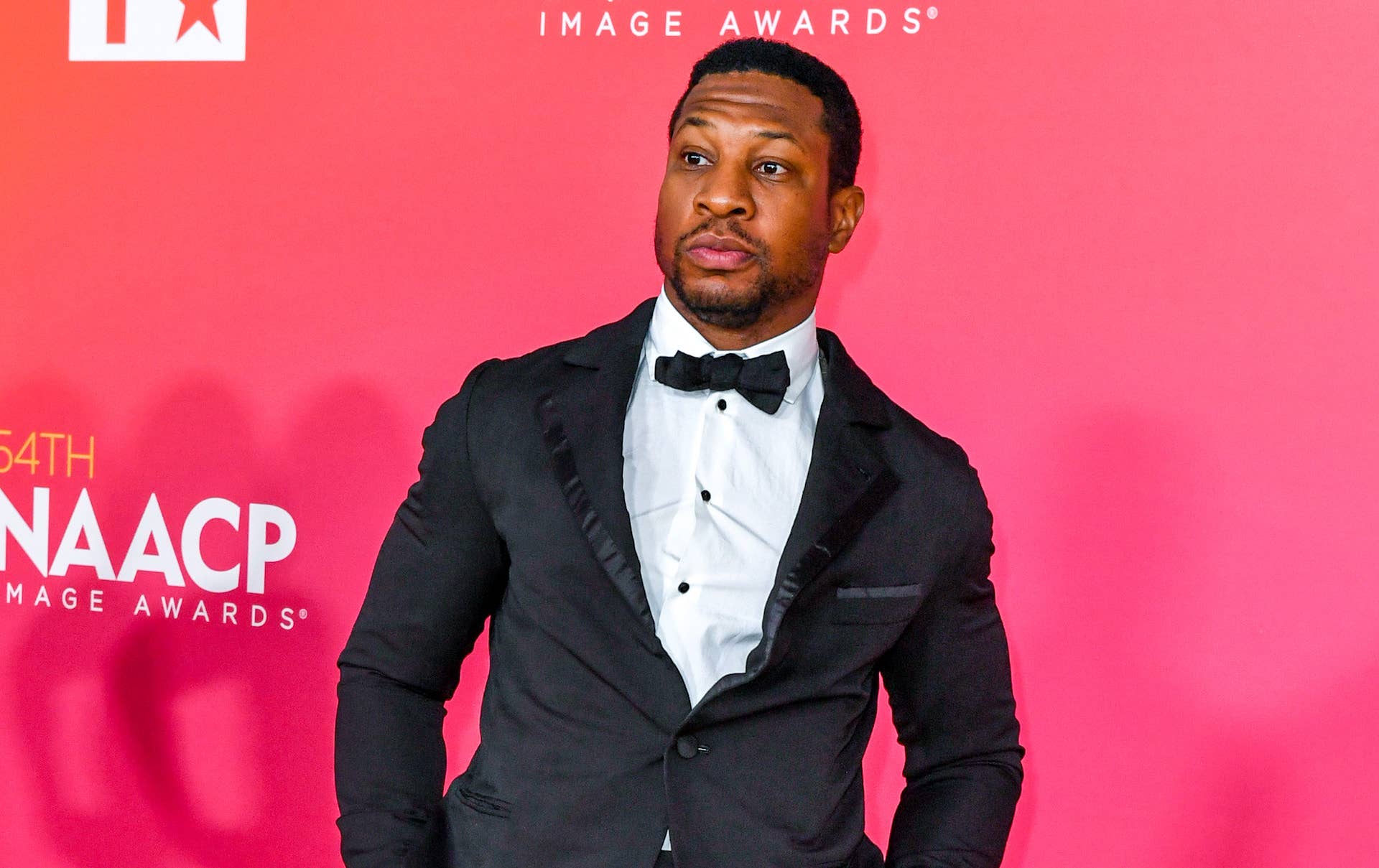 Jonathan Majors attends the NAACP Awards