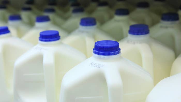 Twitter users react to Texas mom&#x27;s milk budget