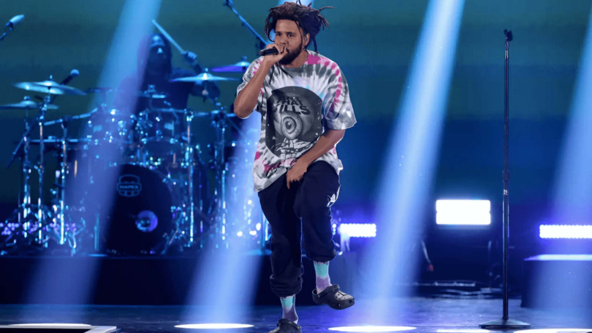 j. cole in crocs at the iheart radio show