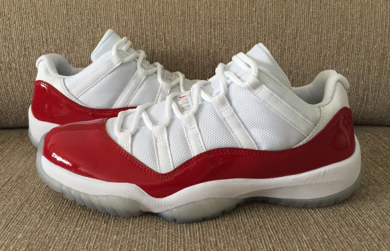 White red deals 11 low