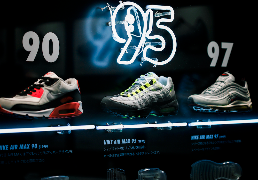 Air max 90 vs air max 95 sale