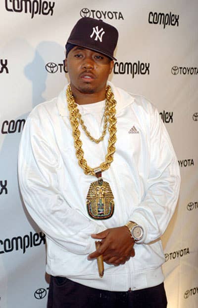 The 50 Greatest Chains In Hip-Hop  Hip hop bling, Hip hop fashion, Hipster  outfits