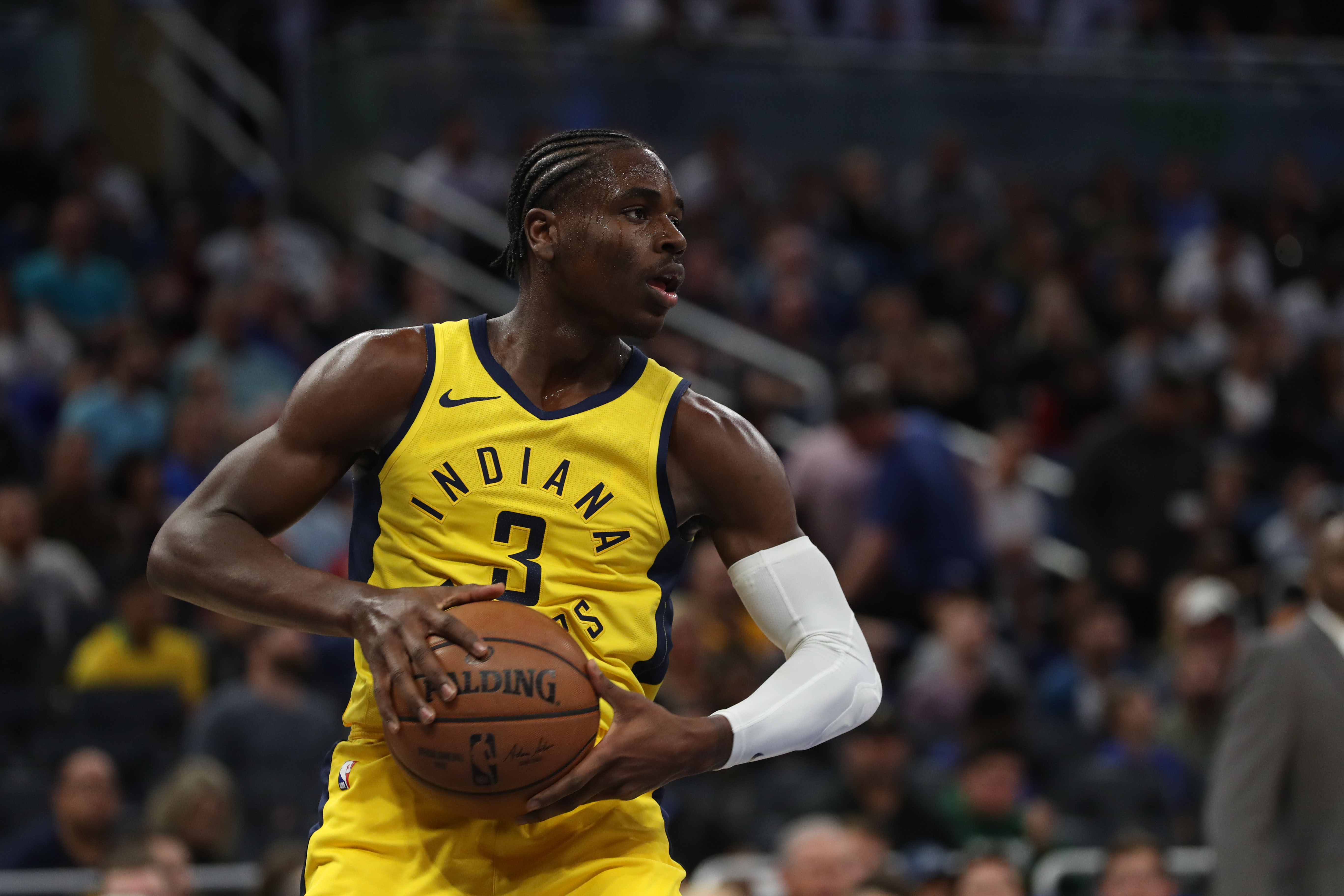 Aaron Holiday Pacers 2019