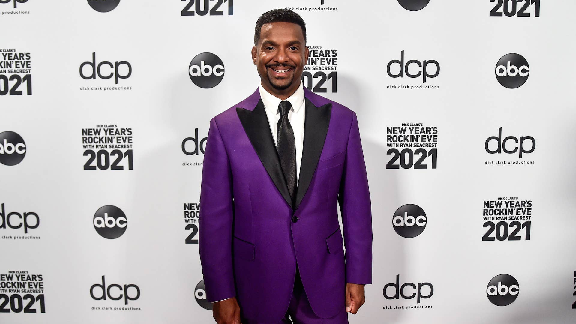 Alfonso Ribeiro arrives at Dick Clark's New Year's Rockin' Eve with Ryan Seacrest