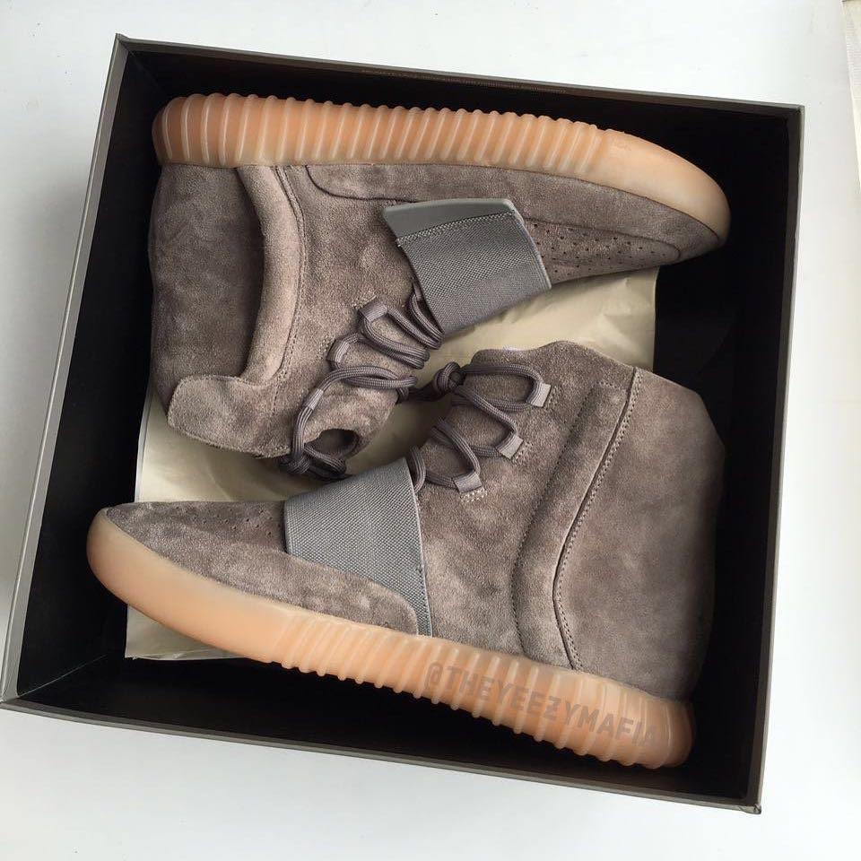 adidas Yeezy 750 Boost Light Brown Release Date Box BY2456