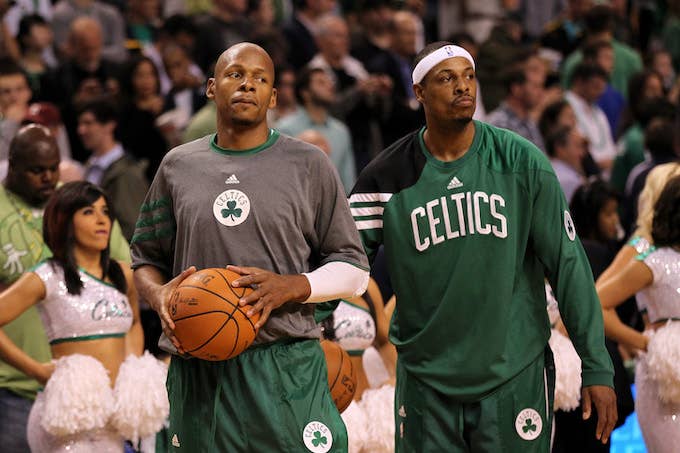 This is a picture of Ray Allen and Paul Pierce.