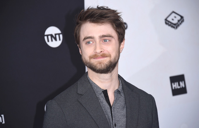 Photos Of Daniel Radcliffe's 'Guns Akimbo' Shoot Spark A Memestorm ...