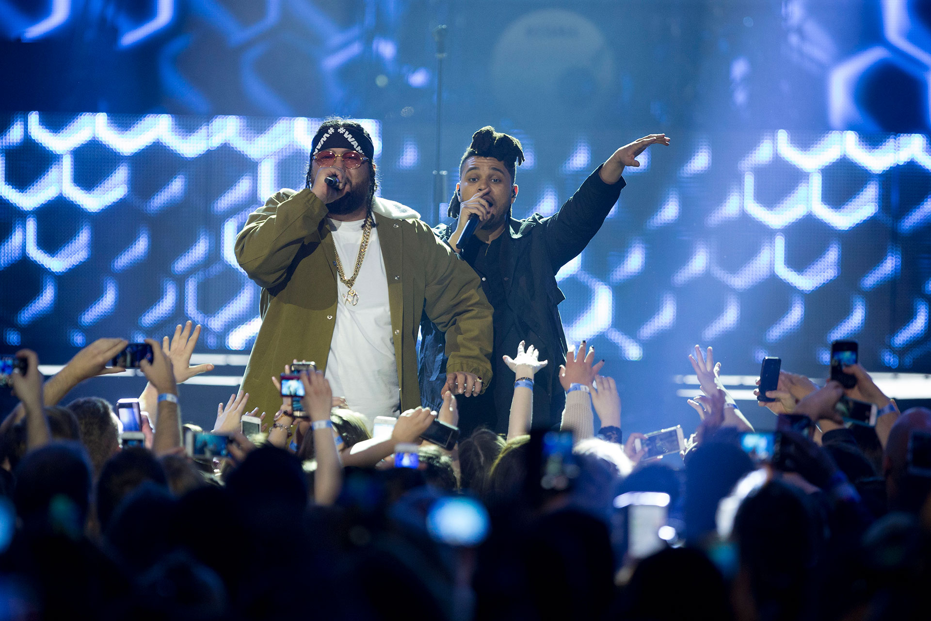 The Weeknd and Belly perform at the 2016 Juno Awards