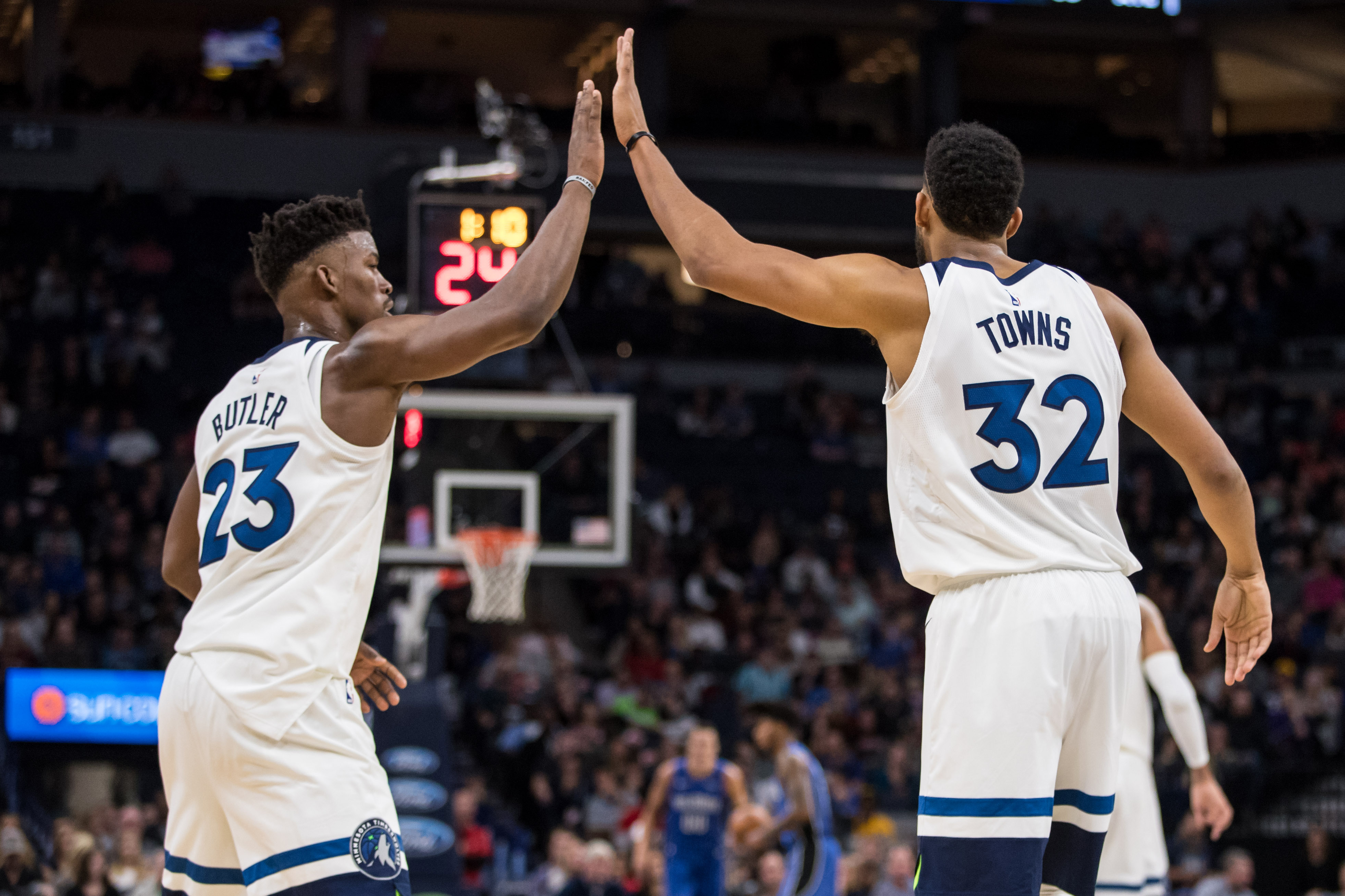 Karl Anthony Towns Jimmy Butler Wolves 2017