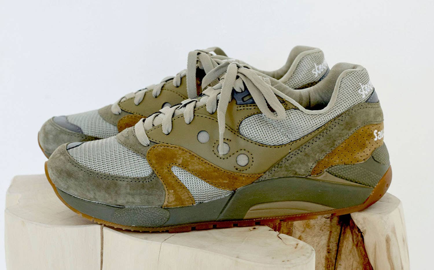 saucony retro sneakers