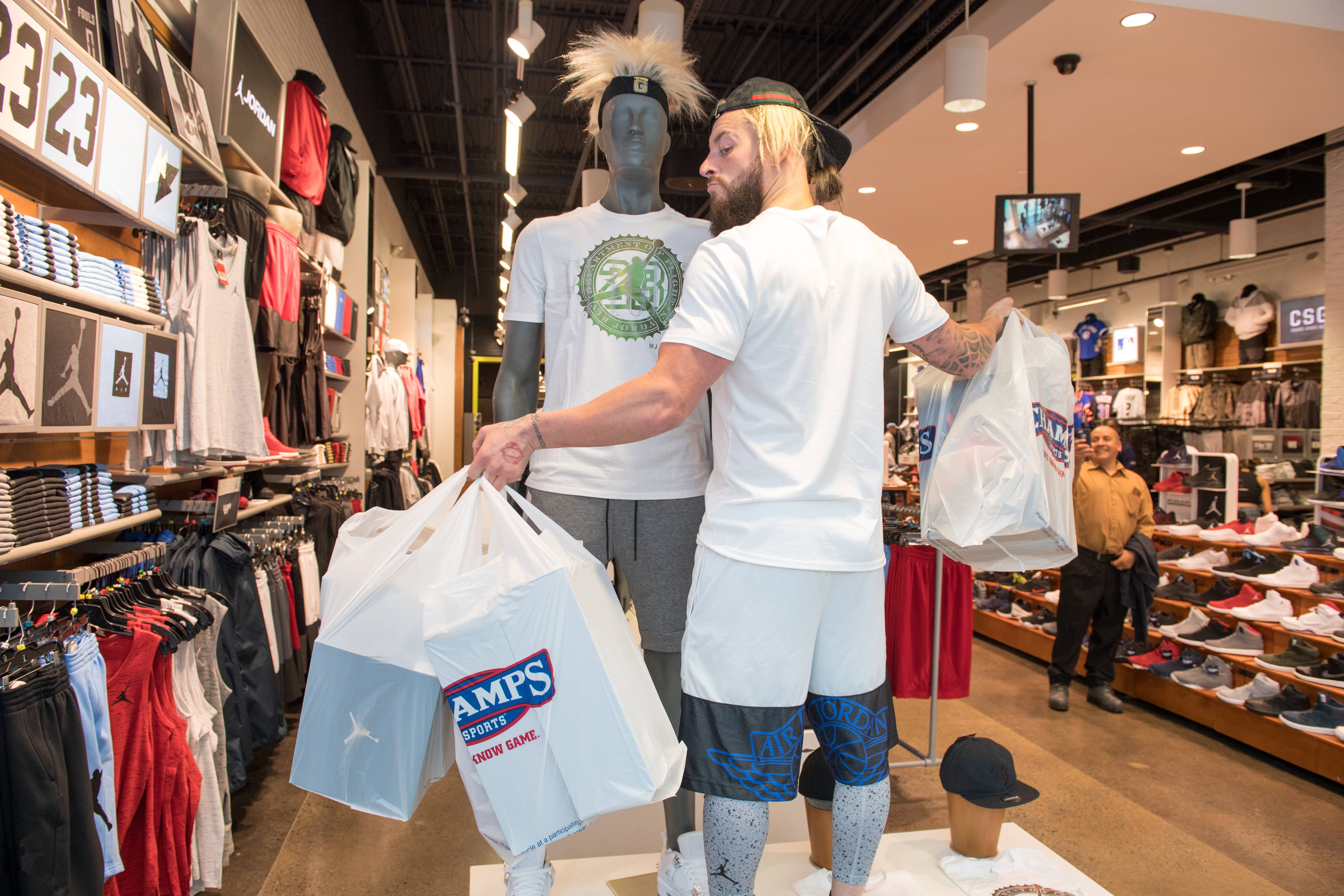 enzo amore champs sports sneaker giveway