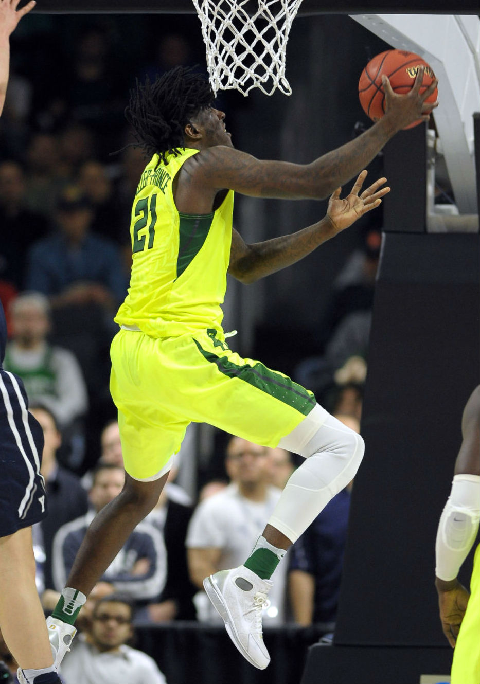 Taurean Prince Wearing the &quot;Laser&quot; Nike Air Zoom Huarache 2K4