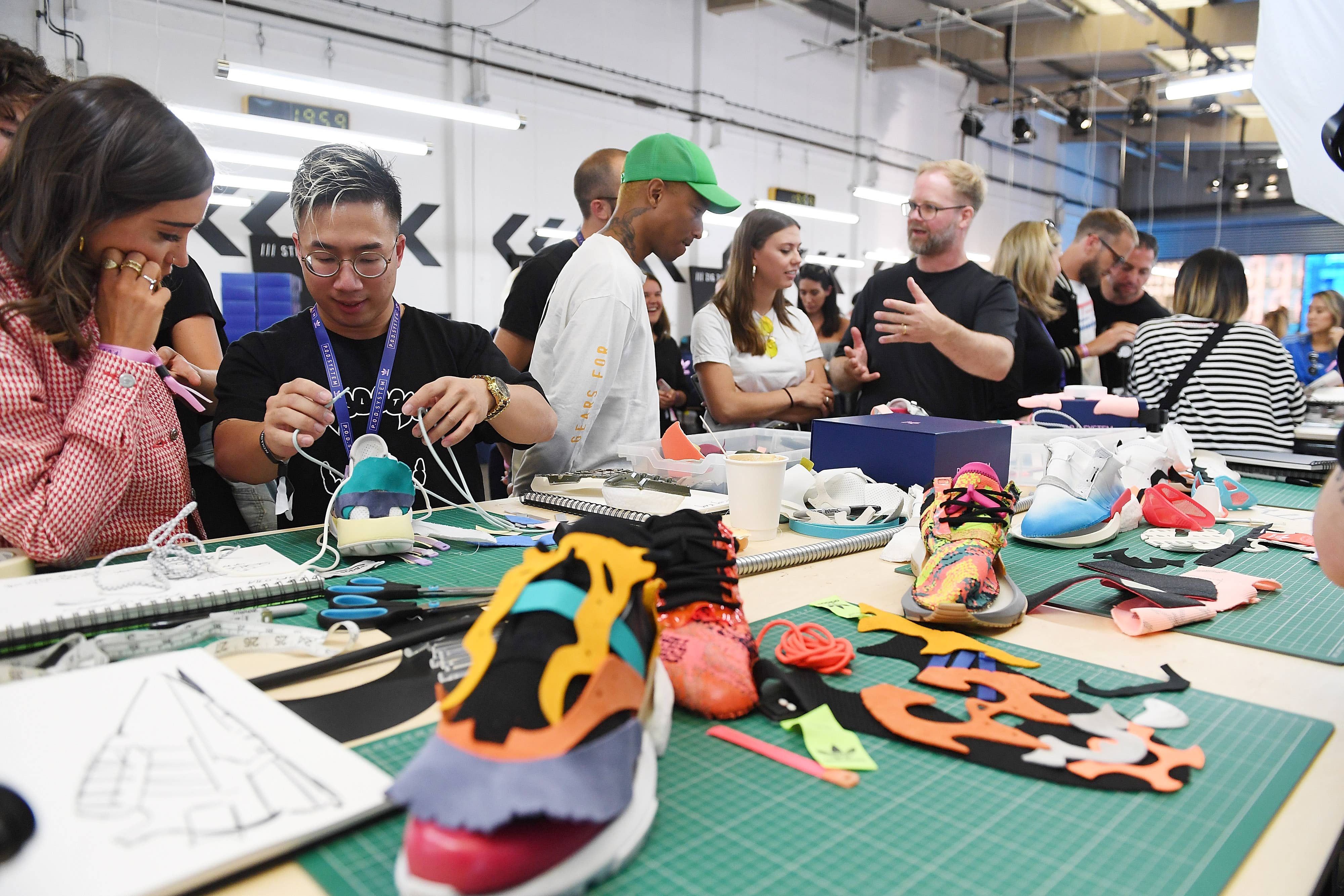 Verwant Mangel Onafhankelijk adidas Launch New P.O.D. System Sneaker with Pharrell at the London Maker  Lab | Complex