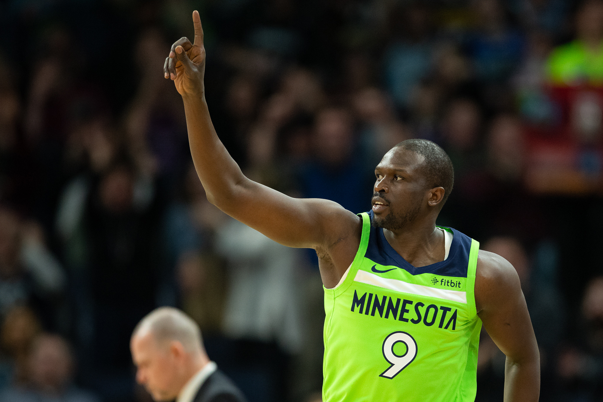 Luol Deng Wolves Nuggets 2019