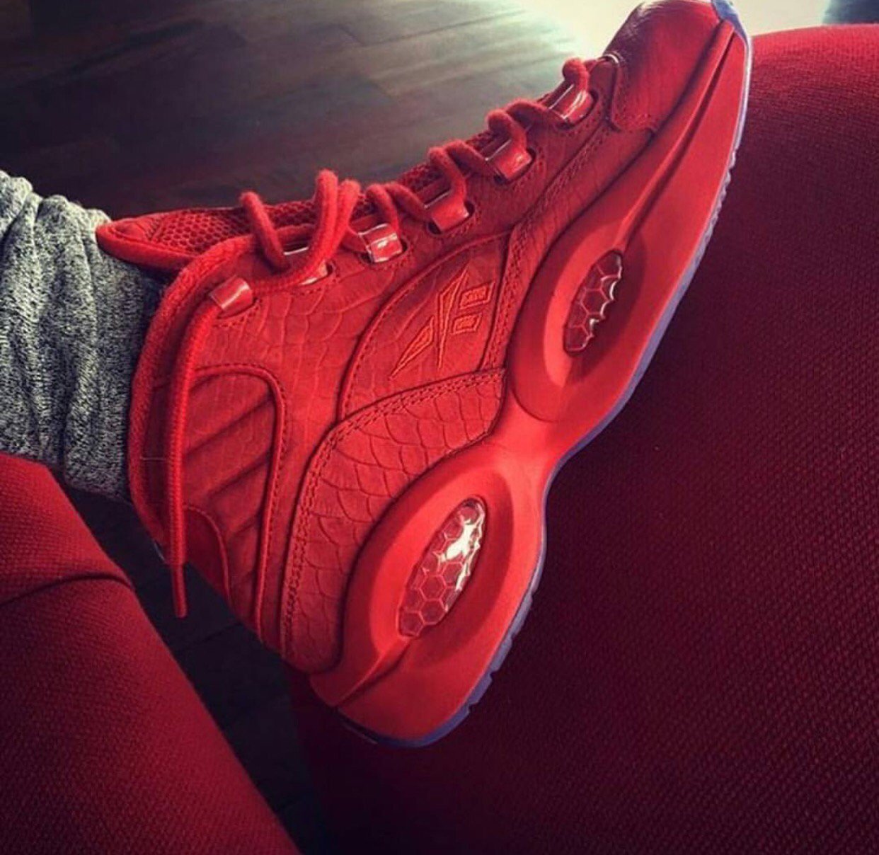 All 2025 red reebok