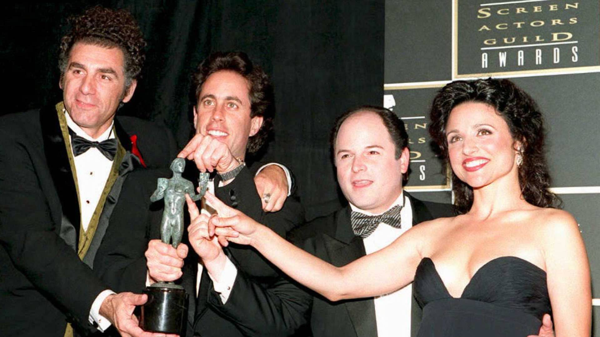 The cast of "Seinfeld" plays with Screen Actors Guild award.