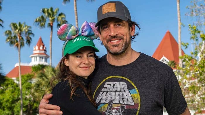 aaron rodgers and shailene woodley split